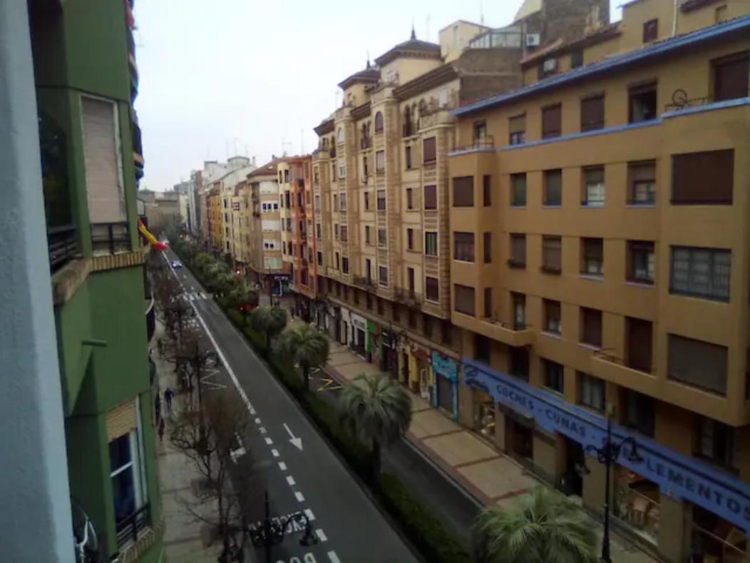 Las Golondrinas Habitacion En Piso Centrico Para Una O Dos Personas Zaragoza Buitenkant foto