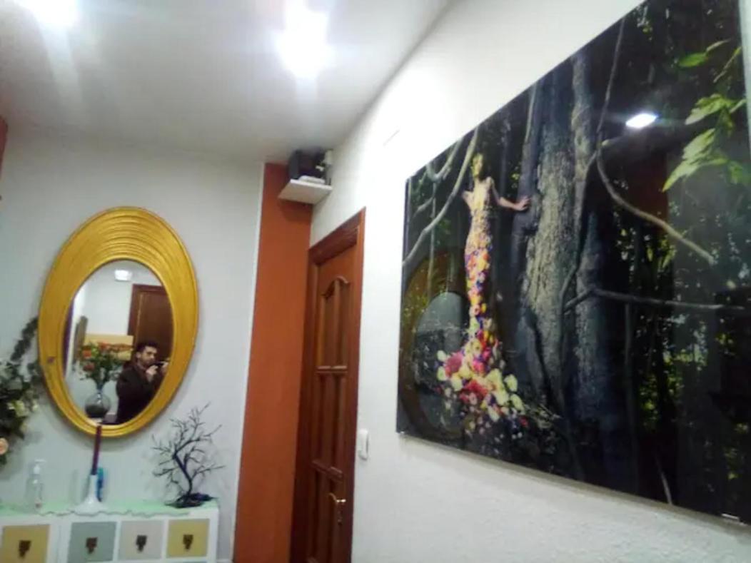 Las Golondrinas Habitacion En Piso Centrico Para Una O Dos Personas Zaragoza Buitenkant foto