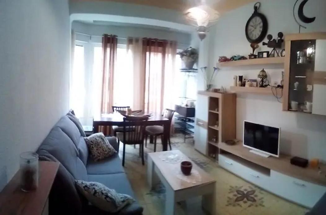 Las Golondrinas Habitacion En Piso Centrico Para Una O Dos Personas Zaragoza Buitenkant foto